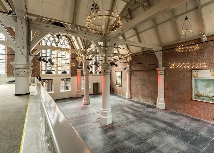 أن إتش كوليكشن باربيزون بالاس 5*