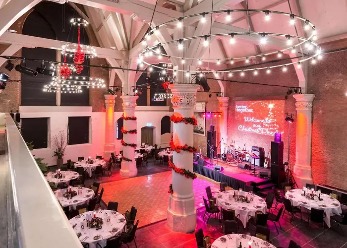 فندق أن إتش كوليكشن باربيزون بالاس 5*