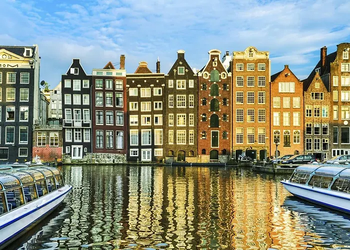 فندق أن إتش كوليكشن باربيزون بالاس 5*