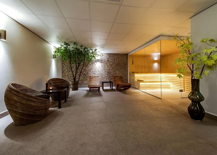 Nh Collection Barbizon Palace Hotel 5*